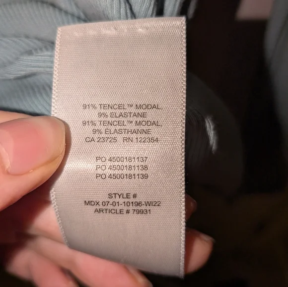 Go To Ribbed Long Sleeve Top - Picture 4 of 5